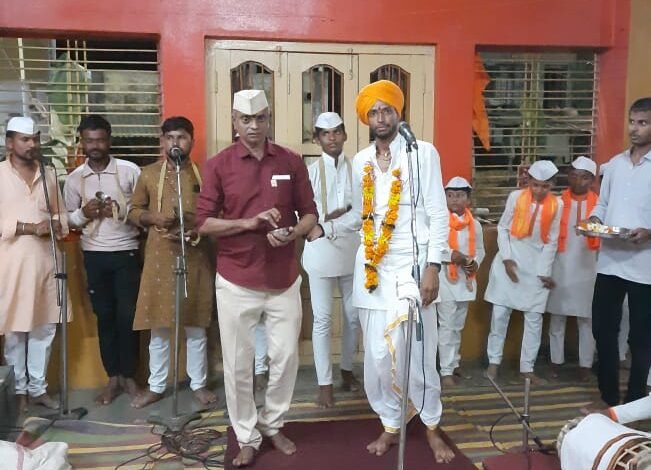 “गाईला माता मानतो तर शिक्षा का सौम्य?’ – रोहित महाराजांचा सवाल”  गोरक्षणासाठी आर्त याचना: ‘महाराष्ट्रातही गुजरात प्रमाणे हवा कठोर कायदा