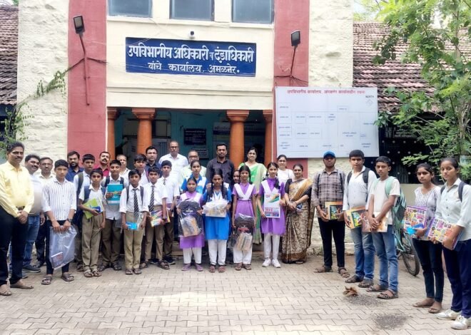 माणुसकीची शिदोरी: PTA क्लासेसने ३० गरजू विद्यार्थ्यांना घेतले शैक्षणिक दत्तक!”